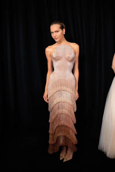 Look 25